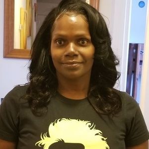 Meet your Posher, Tina